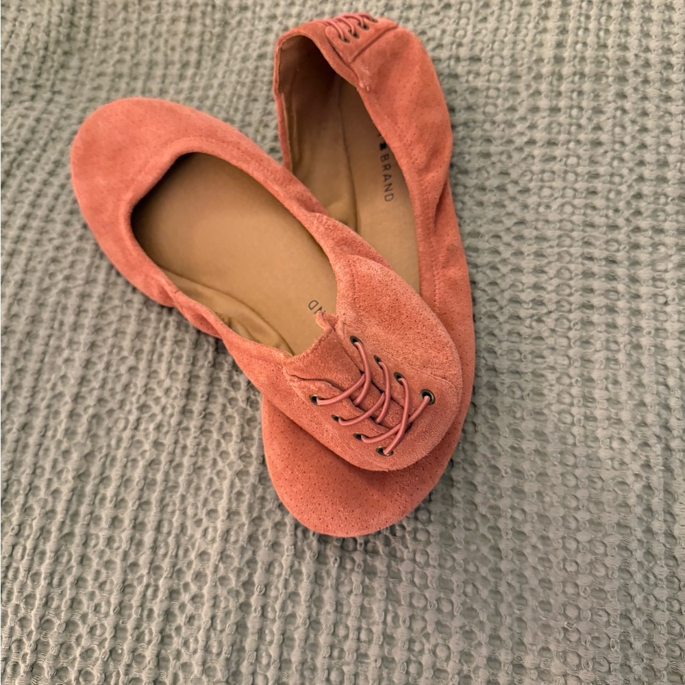 Lucky Brand Coral Suede Flats